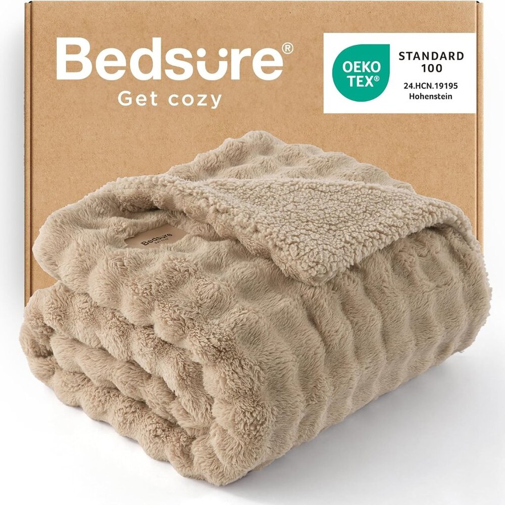 Bedsure Bubble Sherpa Throw Blanket 50x60 Inches